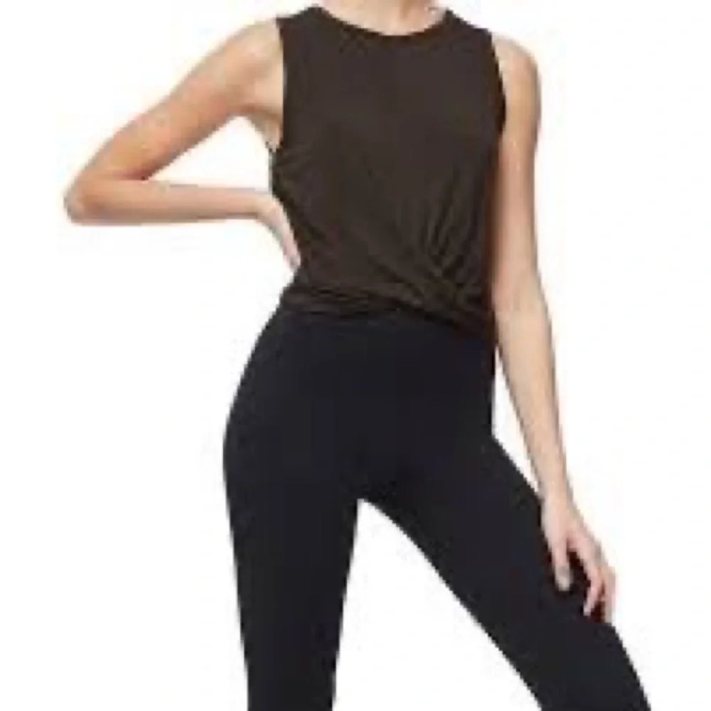 Good American Knot A Quitter Tank top - Picture 5 of 5